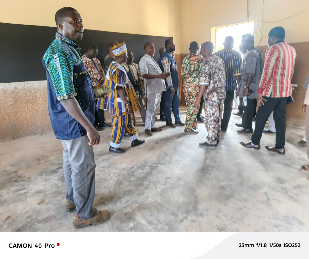 Commune de koper  : trois salles de classe réhabilitées grâce à la mobilisation des ressortissants de Bénè