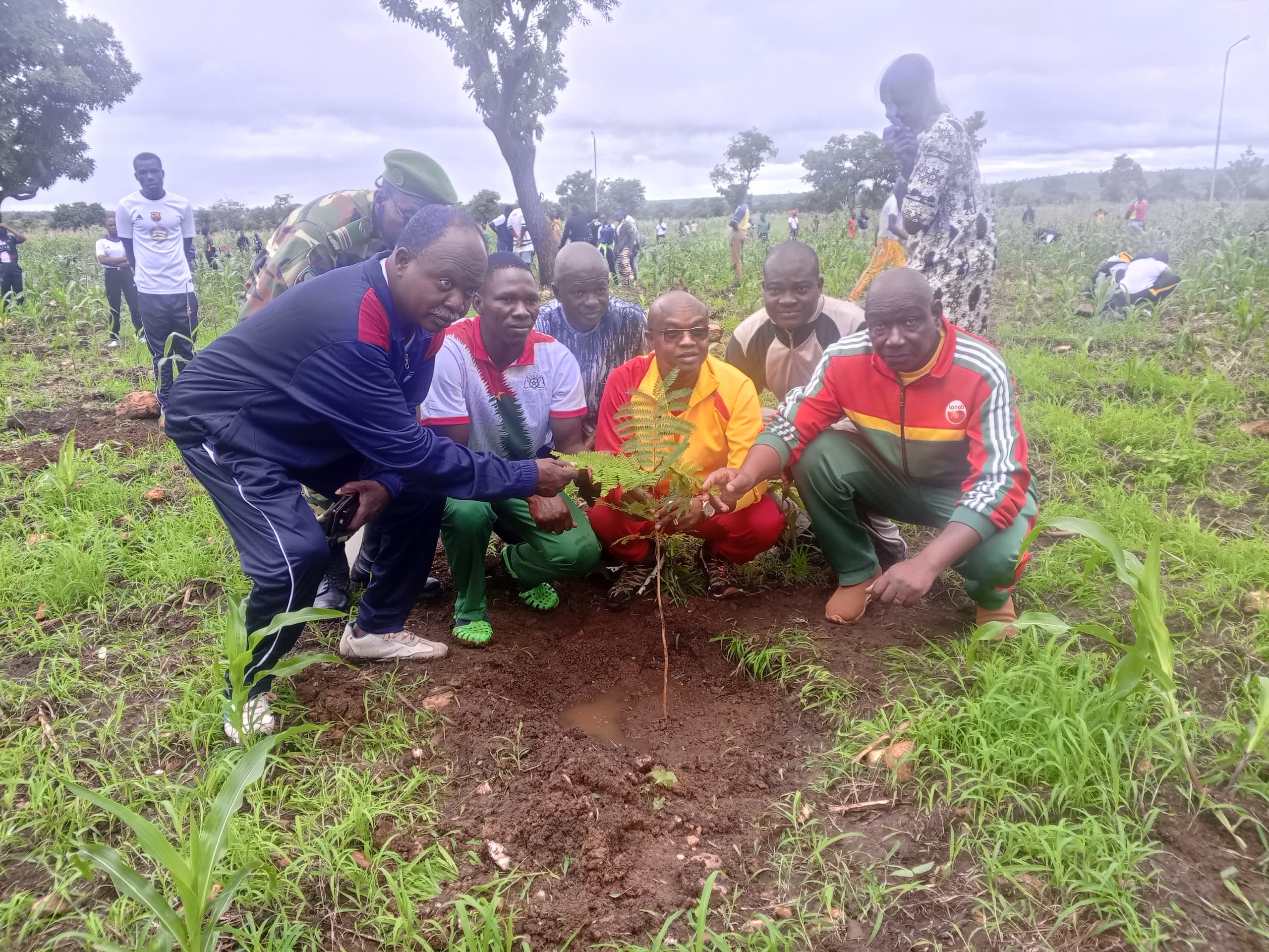 Immersion patriotique à Gaoua : 350 arbres plantés au lycée professionnel Doma Somé